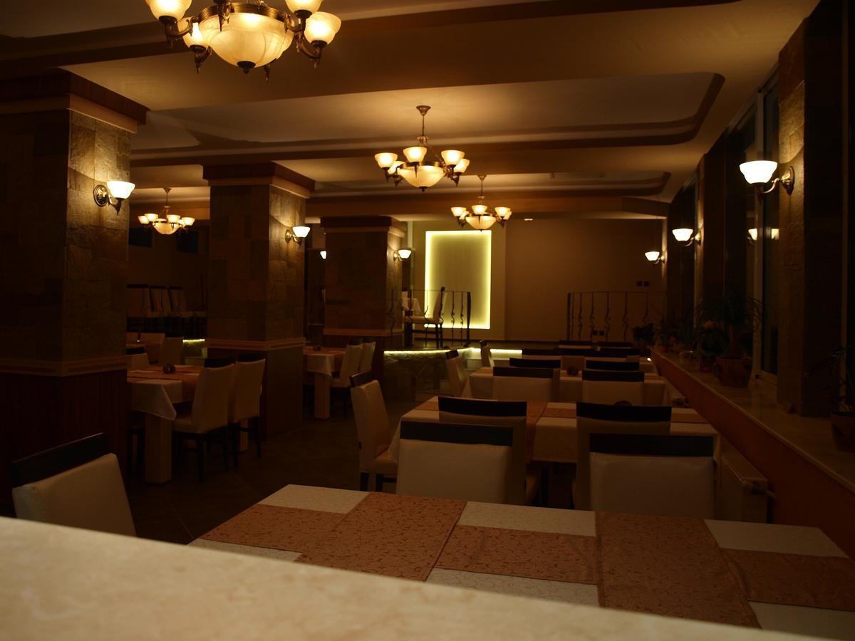 Hotel Mimoza Razgrad Zewnętrze zdjęcie