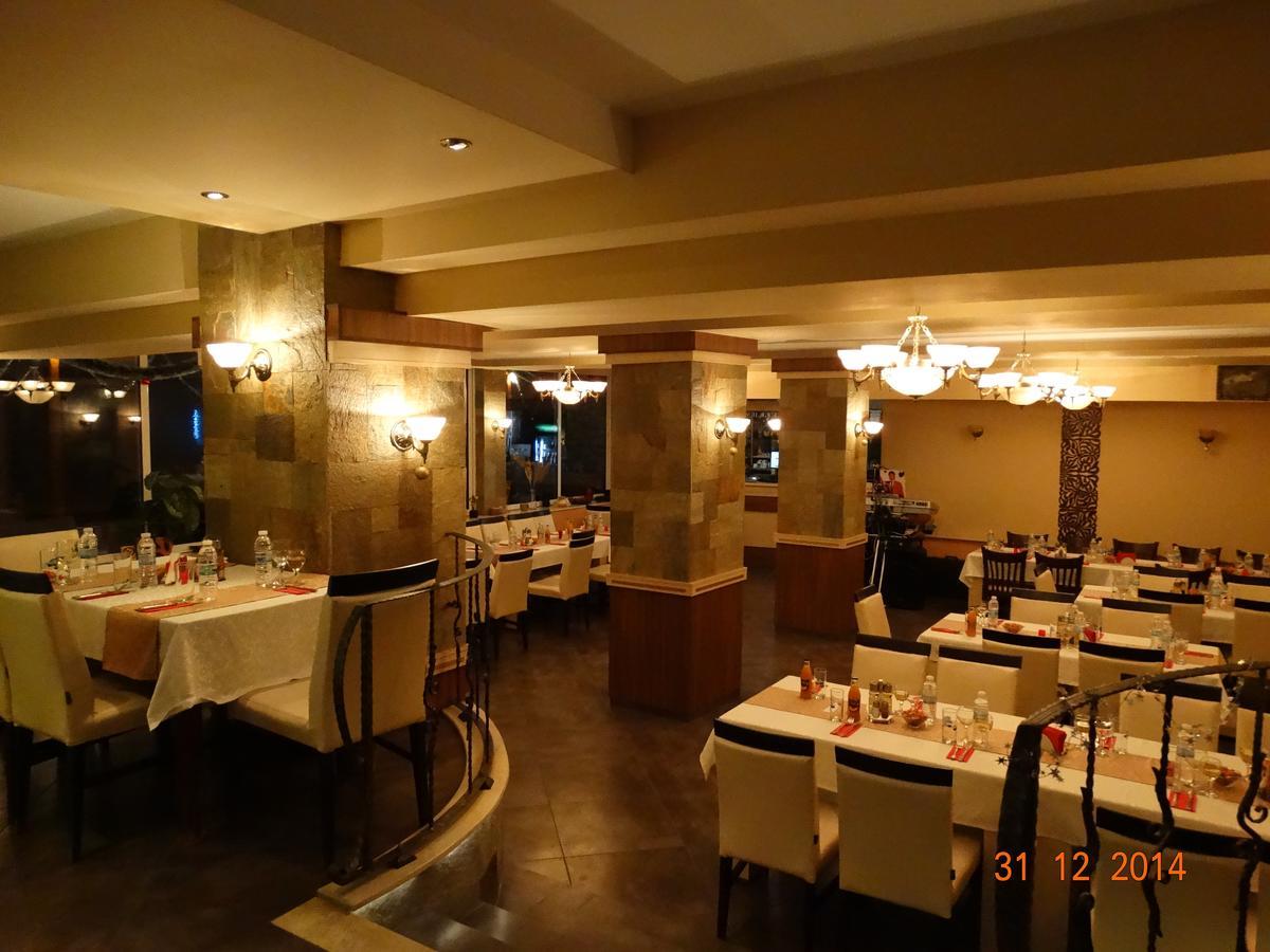 Hotel Mimoza Razgrad Zewnętrze zdjęcie