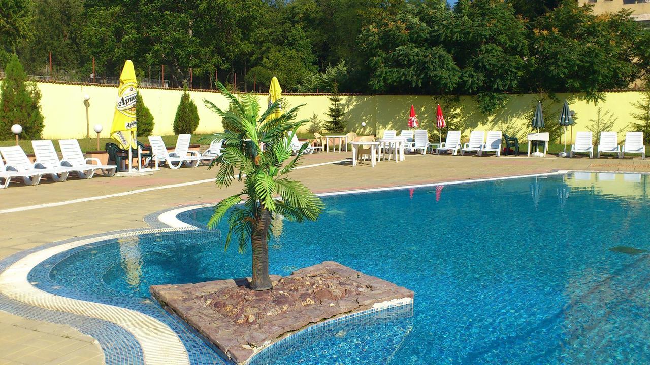 Hotel Mimoza Razgrad Zewnętrze zdjęcie