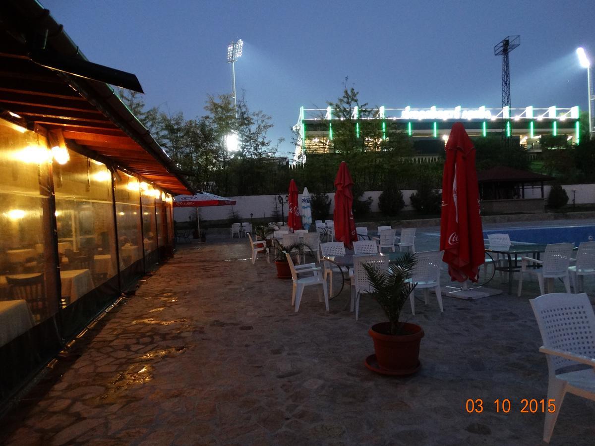 Hotel Mimoza Razgrad Zewnętrze zdjęcie
