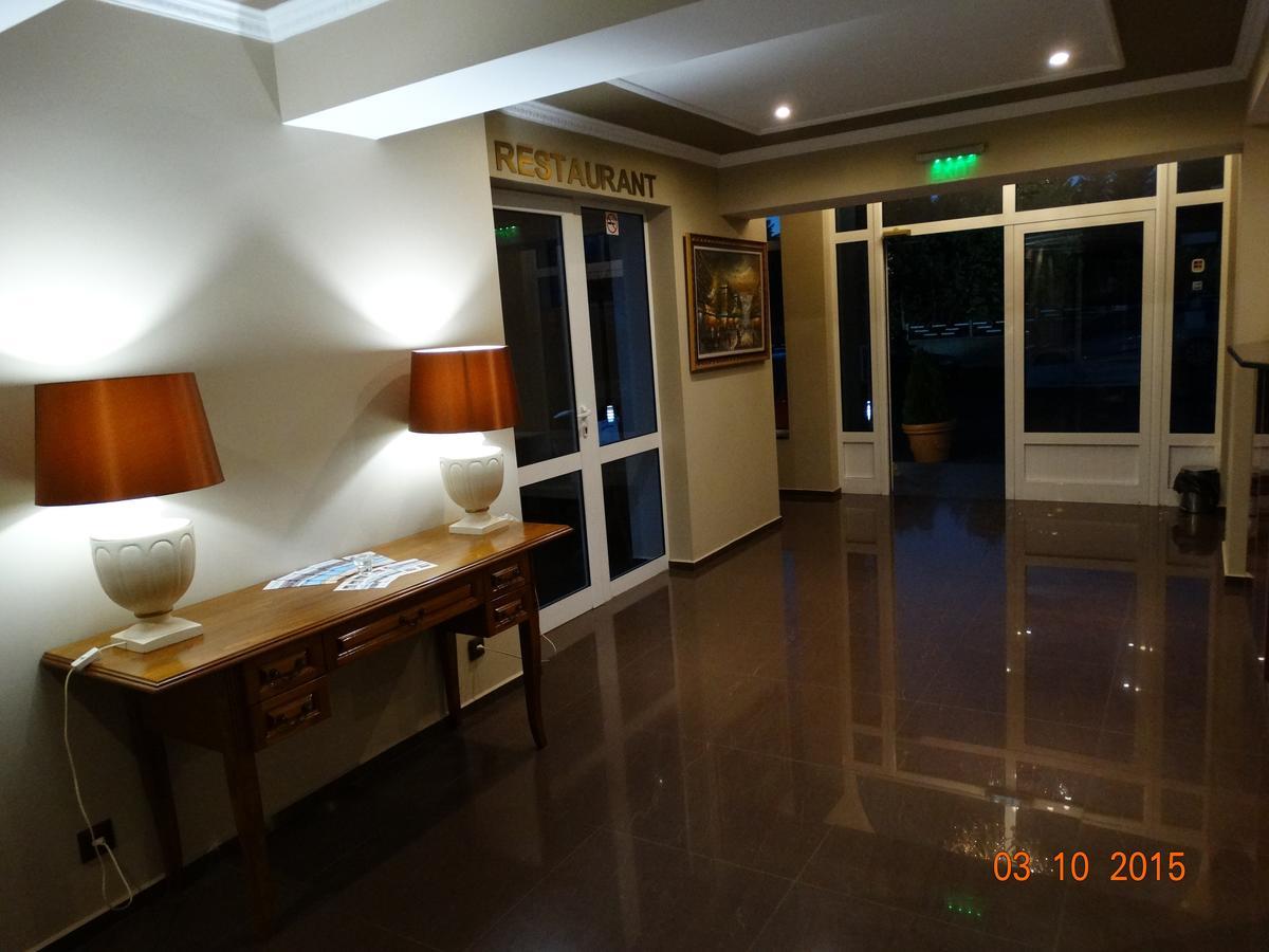 Hotel Mimoza Razgrad Zewnętrze zdjęcie