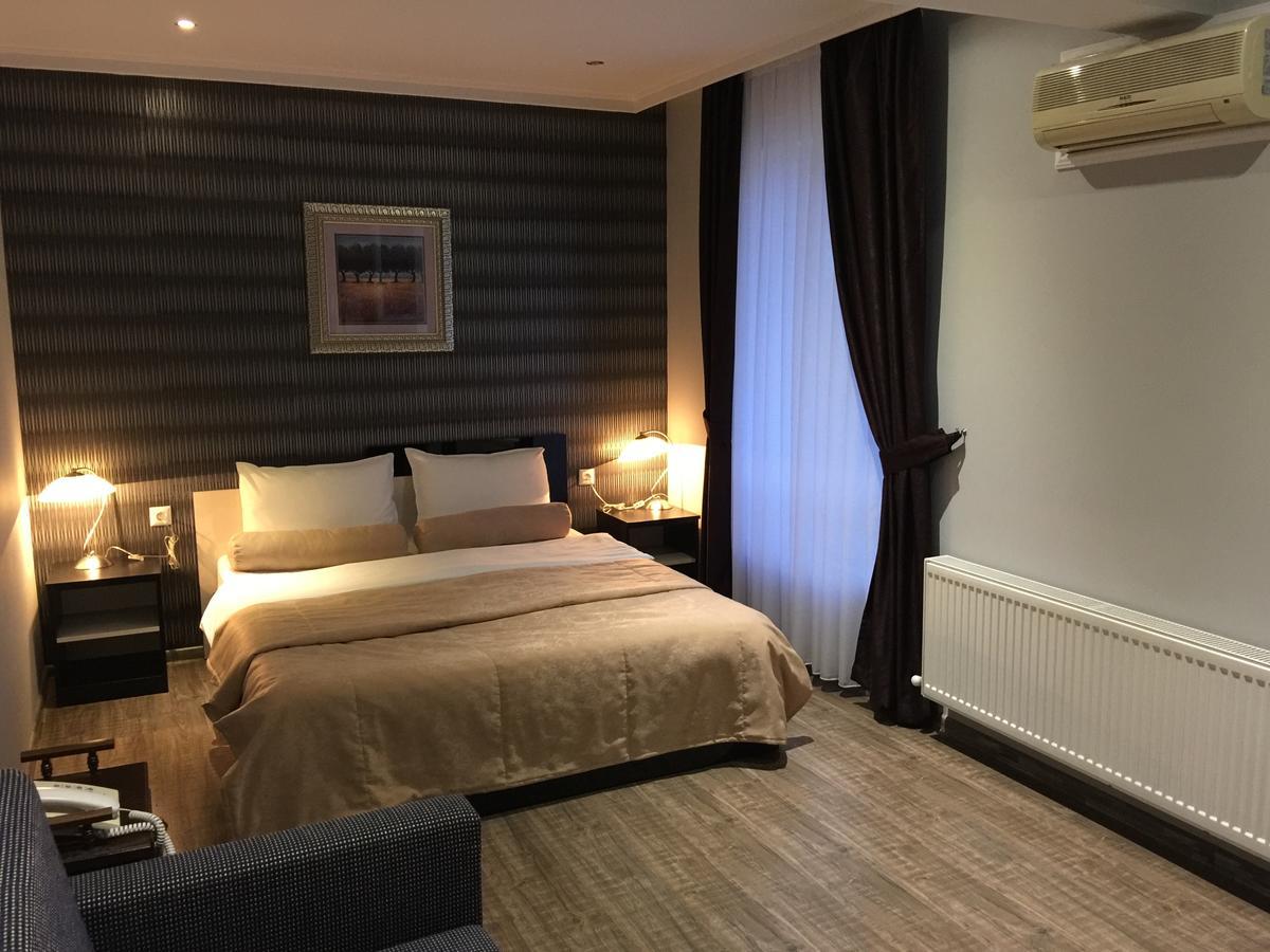 Hotel Mimoza Razgrad Zewnętrze zdjęcie